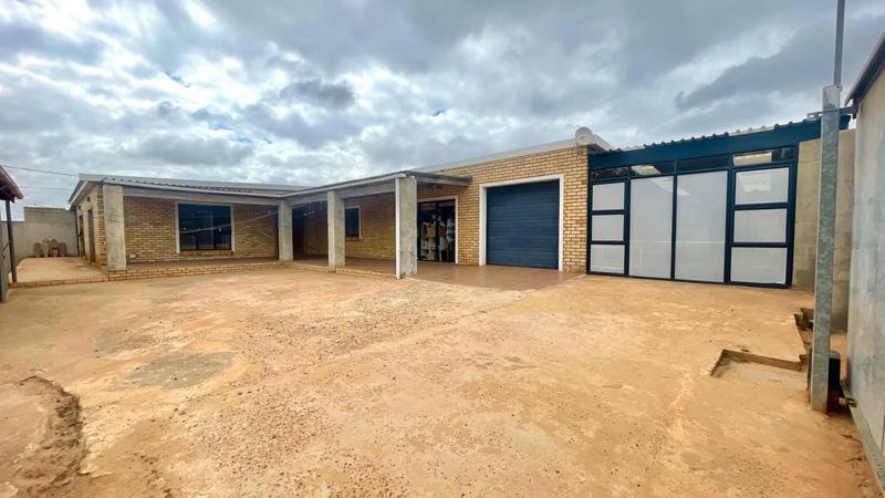 10 Bedroom Property for Sale in Chatsworth Western Cape